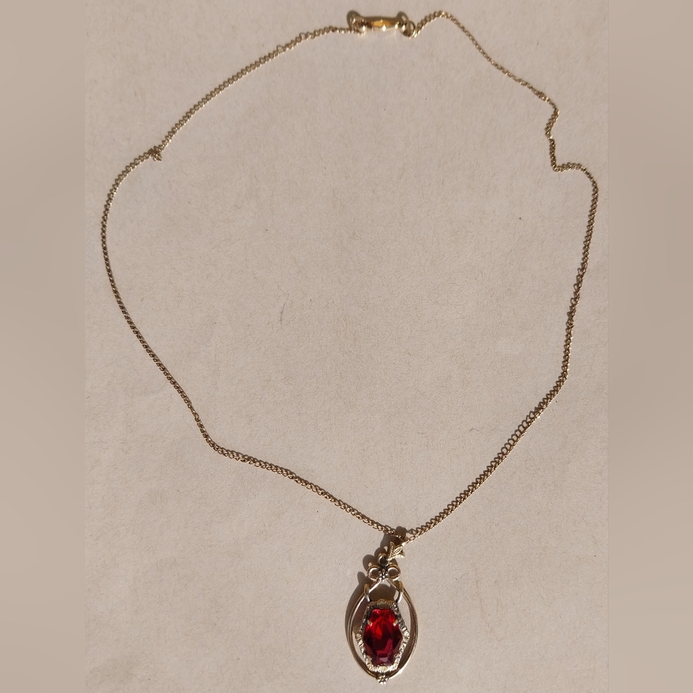 Gold Filled and Red Pendant Necklace - Picture 4 of 15